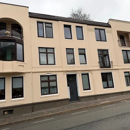 Stadtmitte Im Zentrum Von Itzehoe Aber Ruhig Exterior photo